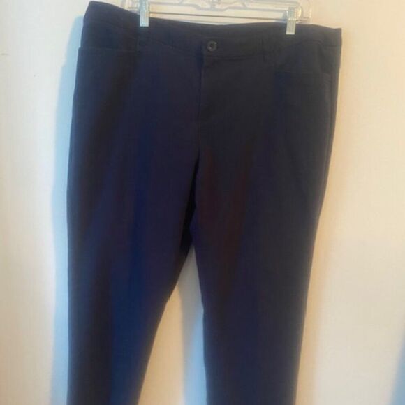 CJ Banks Navy Blue crop pants, size 18W - Picture 1 of 5